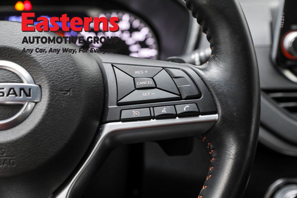 Vehicle image 52 of 61