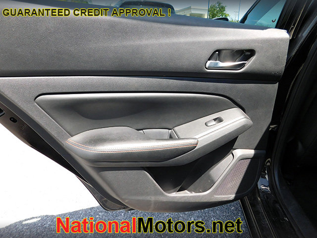 Vehicle image 6 of 14