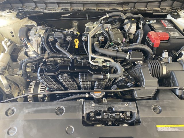 2022 Nissan Altima 2.5 SR Image 4 of 15