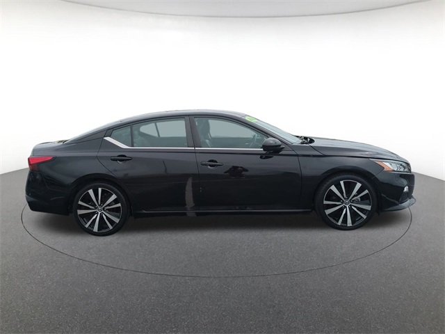 2022 Nissan Altima 2.5 SR Image 4 of 29