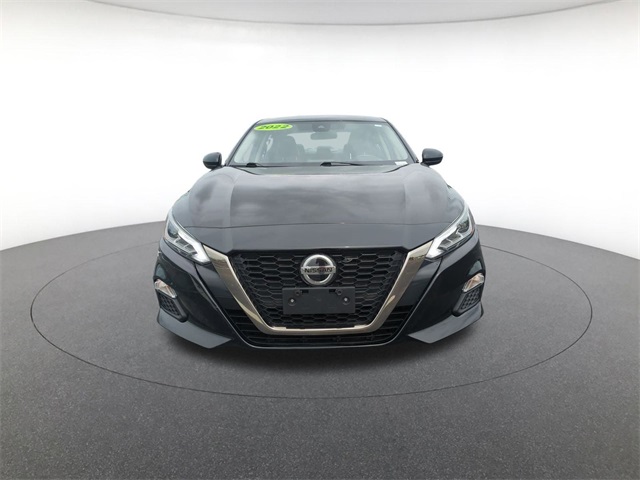 2022 Nissan Altima 2.5 SR Image 2 of 29