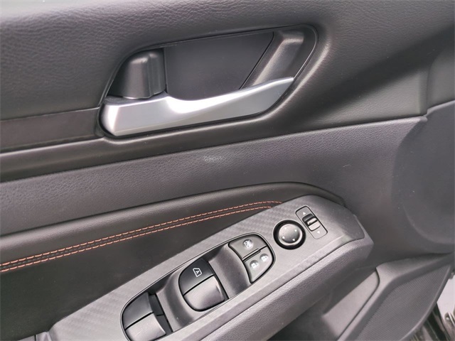 2022 Nissan Altima 2.5 SR Image 25 of 29