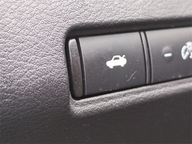 2022 Nissan Altima 2.5 SR Image 26 of 29
