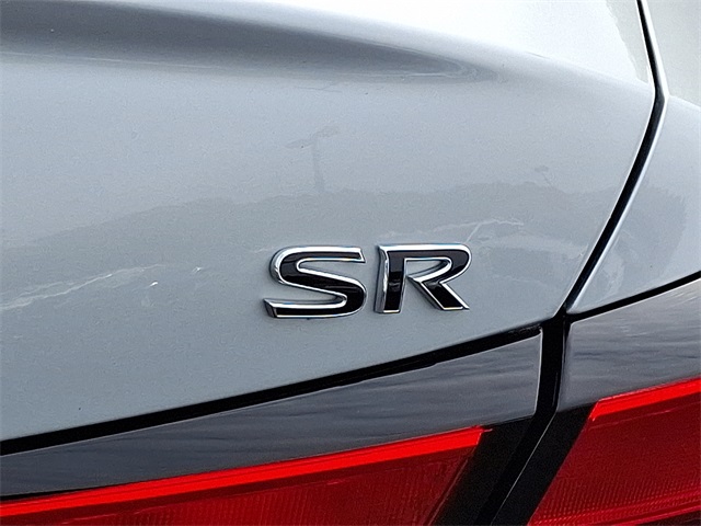 Vehicle image 29 of 30