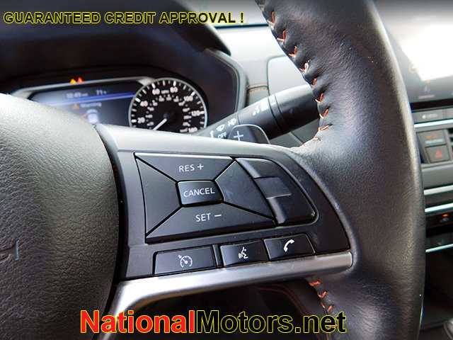 Vehicle image 8 of 11