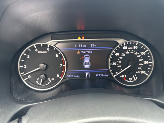 Vehicle image 20 of 31