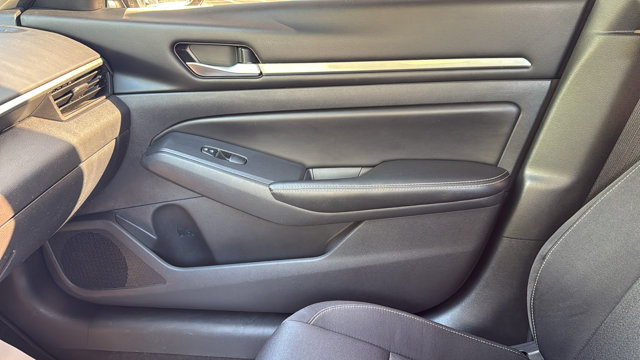 2022 Nissan Altima 2.5 SV Image 25 of 25