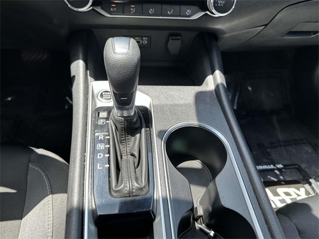 Vehicle image 20 of 29
