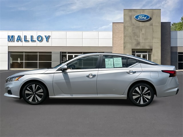Vehicle image 6 of 29