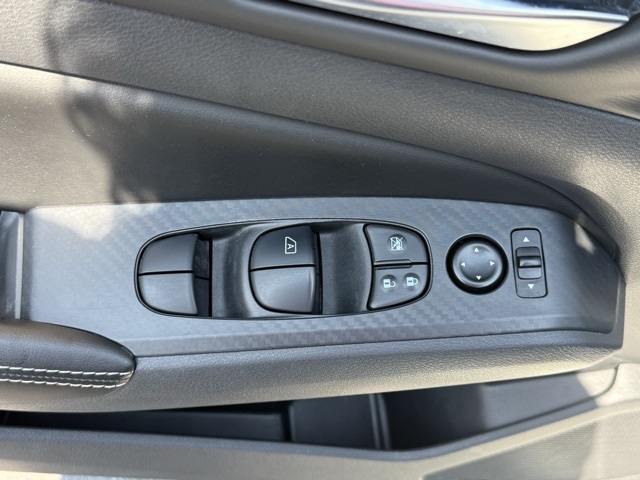 Vehicle image 29 of 35