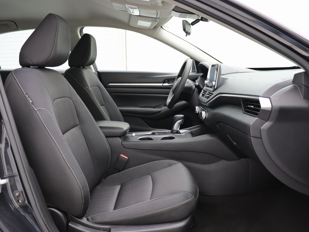 Vehicle image 29 of 55