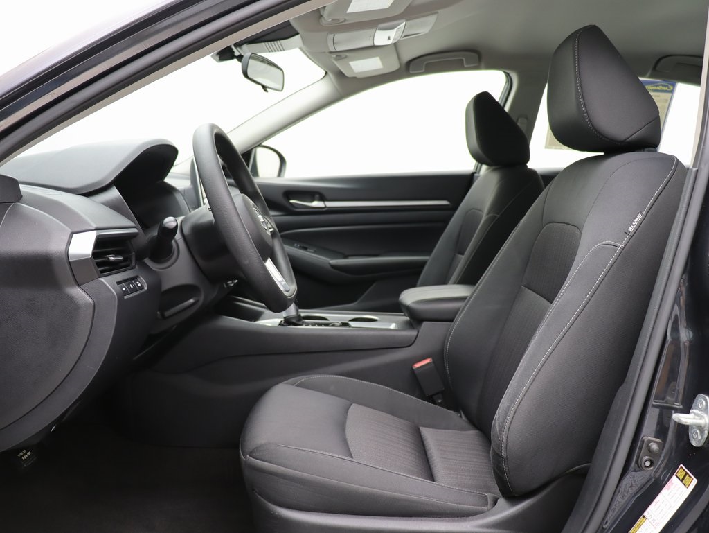 Vehicle image 20 of 55