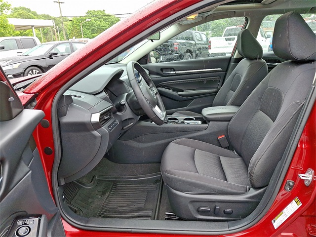Vehicle image 14 of 37
