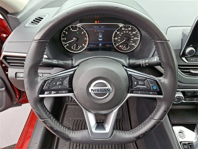 Vehicle image 20 of 37