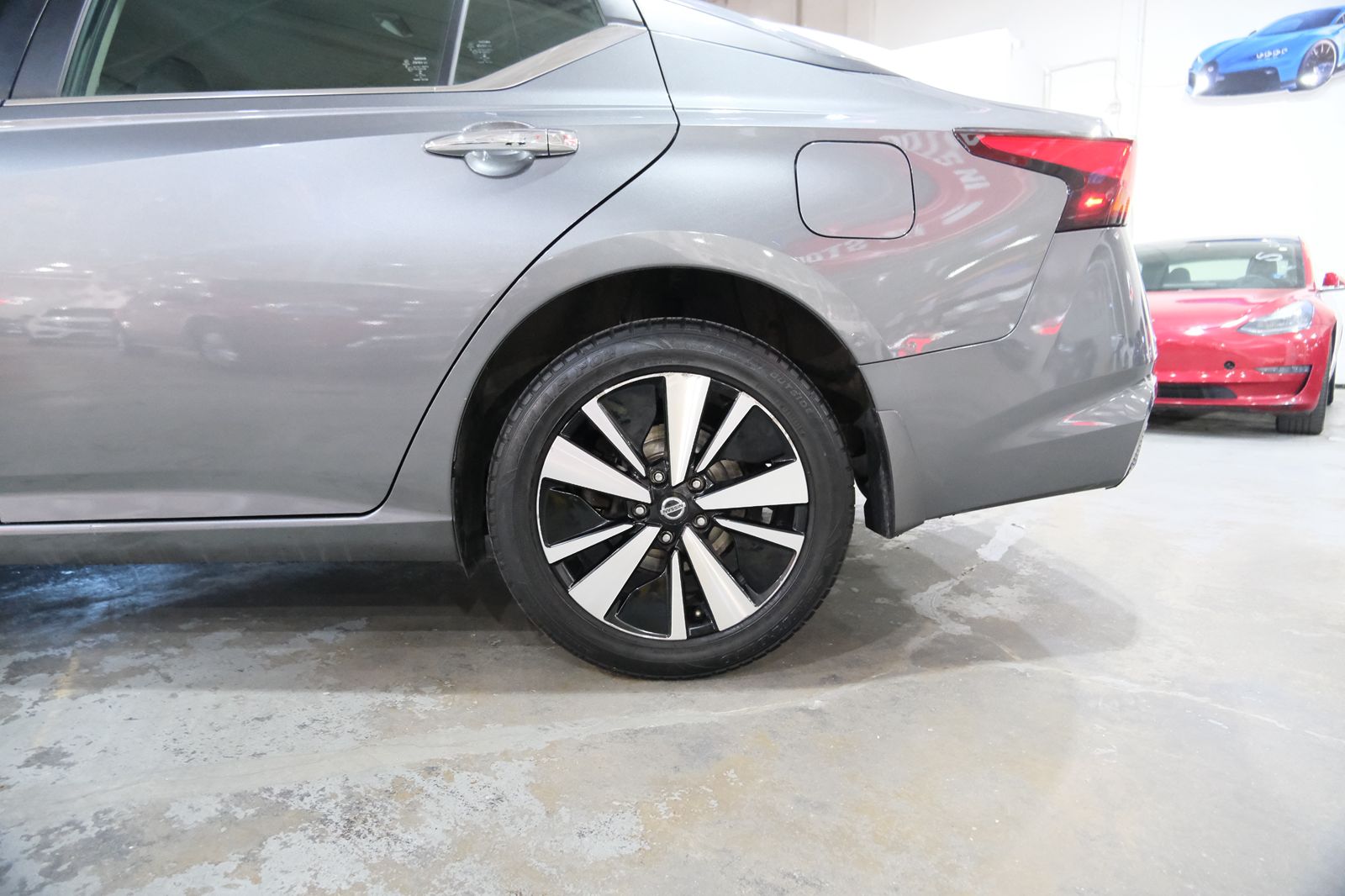 2022 Nissan Altima 2.5 SV Image 8 of 37