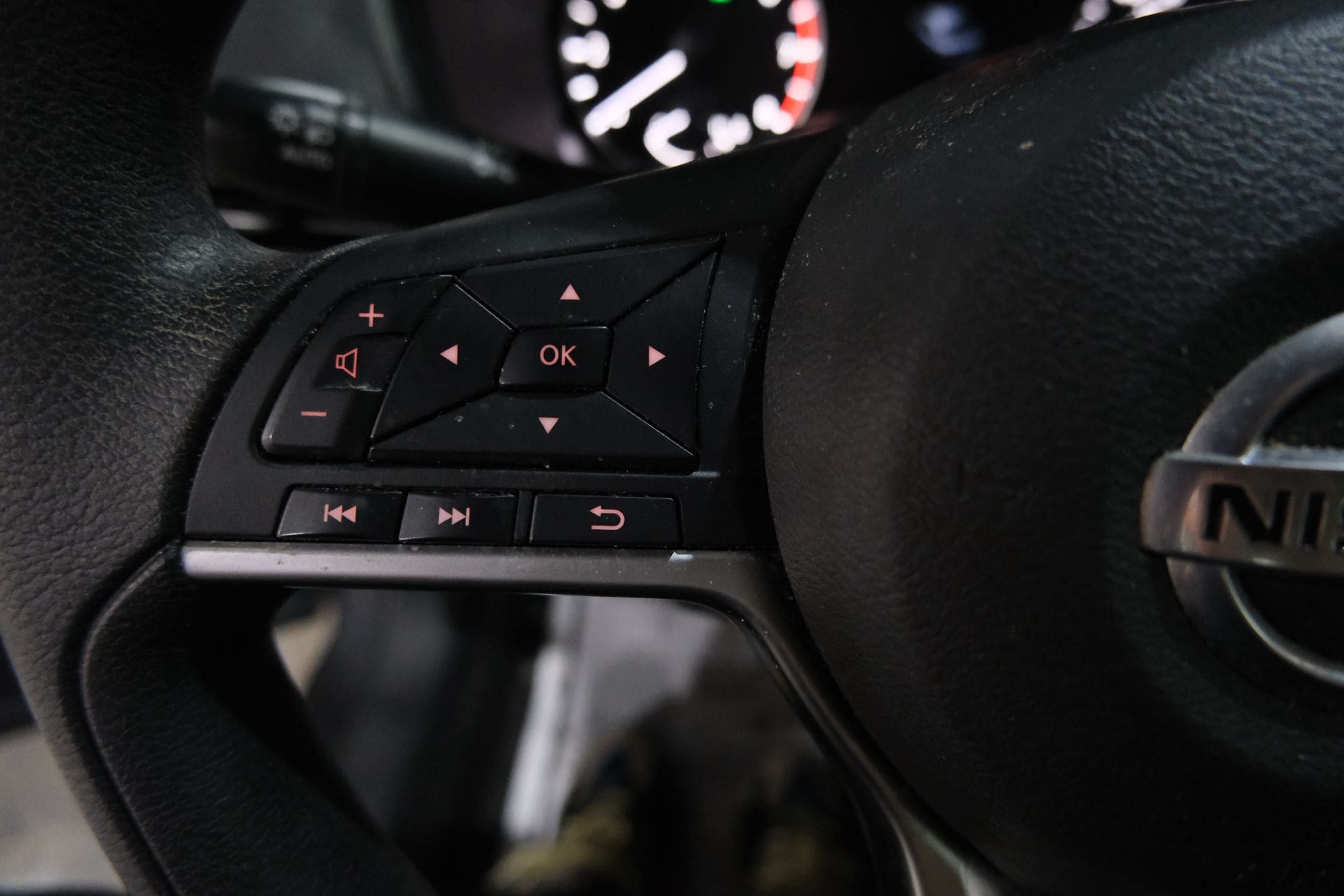 2022 Nissan Altima 2.5 SV Image 31 of 37