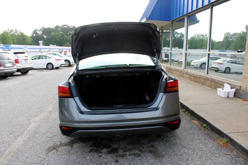 Vehicle image 18 of 28