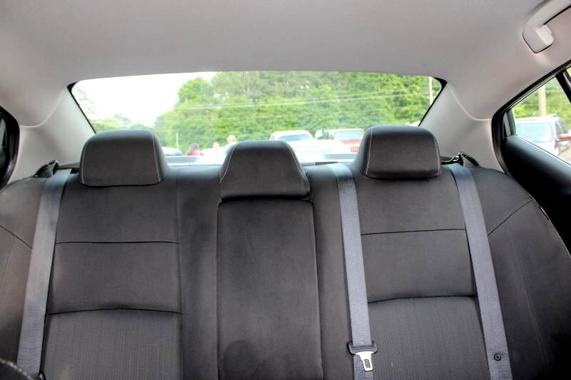 Vehicle image 17 of 28