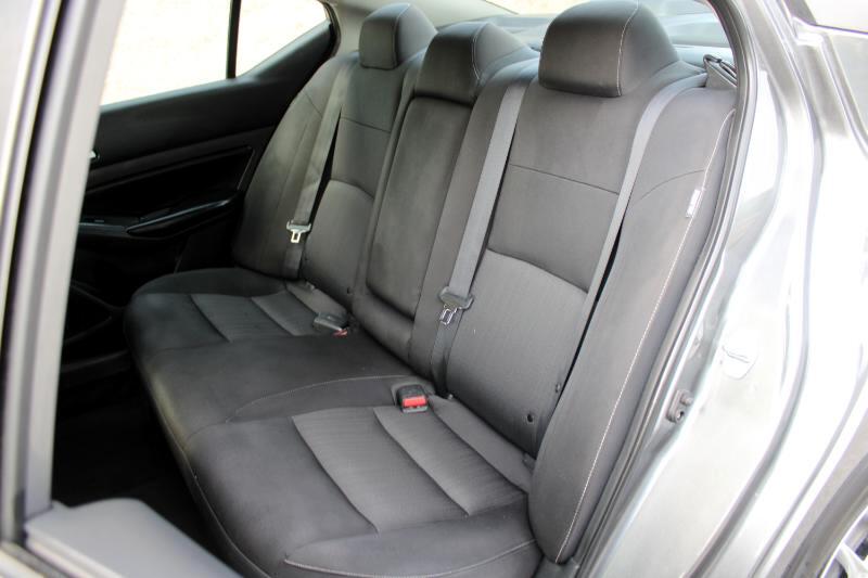 Vehicle image 16 of 28