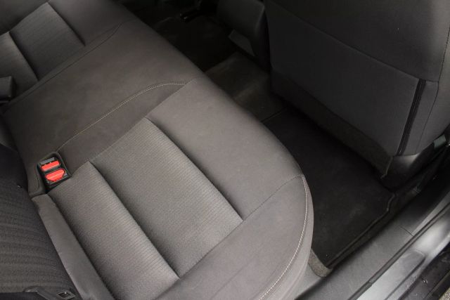 Vehicle image 23 of 41