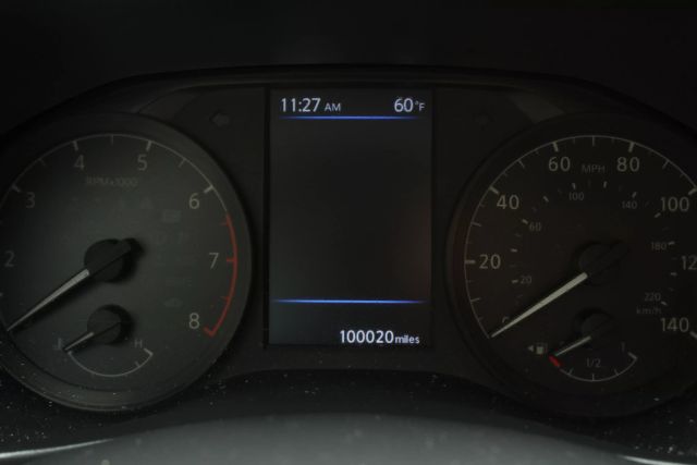 Vehicle image 39 of 41