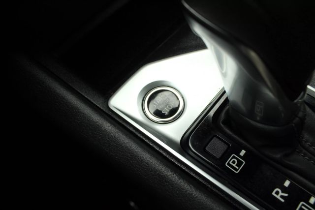 Vehicle image 38 of 41