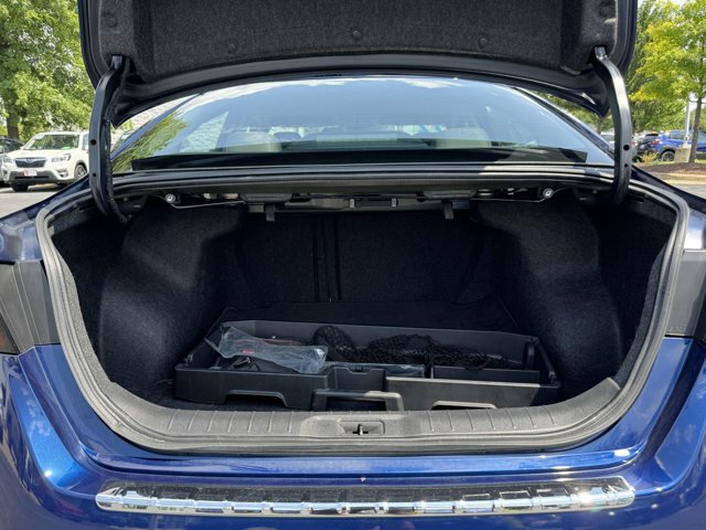 Vehicle image 8 of 25