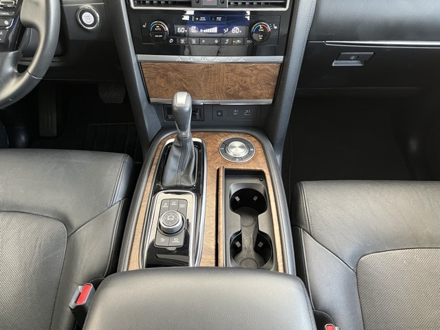 Vehicle image 20 of 35