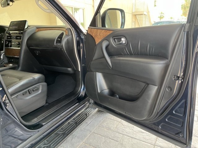 Vehicle image 24 of 35
