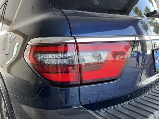 Vehicle image 9 of 35
