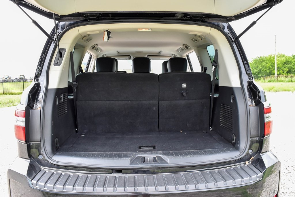 Vehicle image 6 of 31