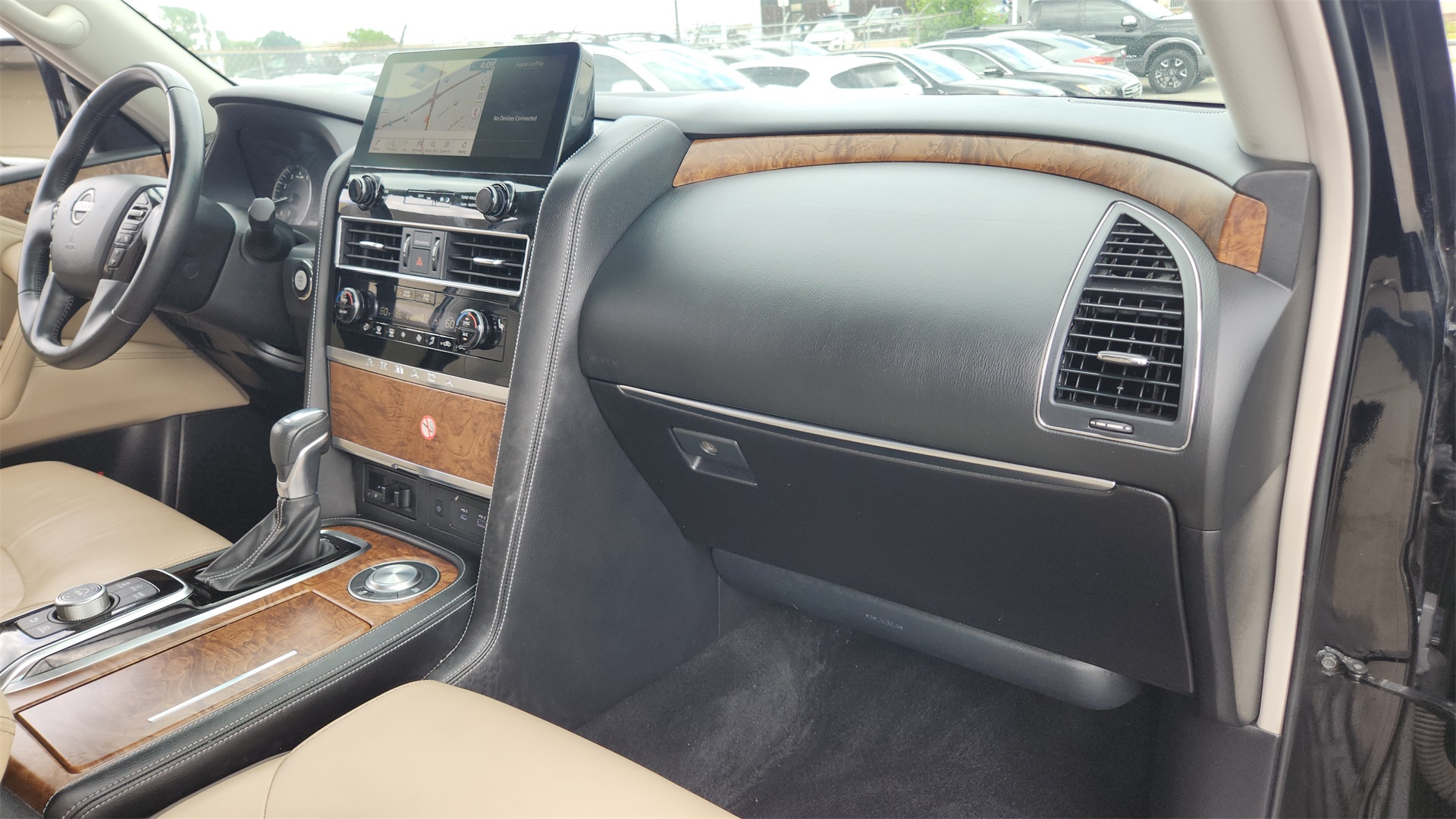 Vehicle image 25 of 38
