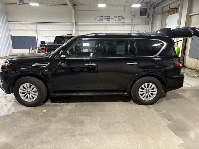 Vehicle image 4 of 12