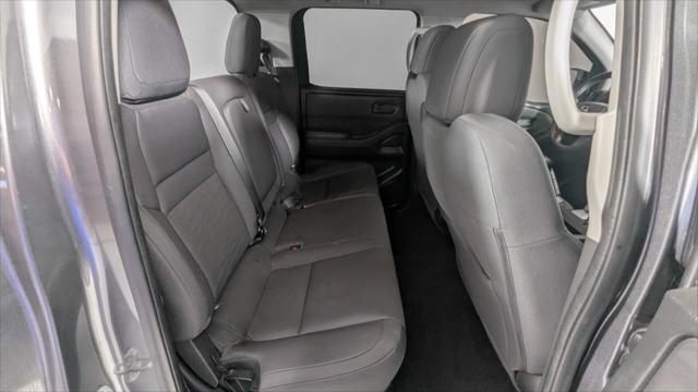 Vehicle image 25 of 35