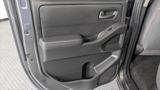 Vehicle image 29 of 35