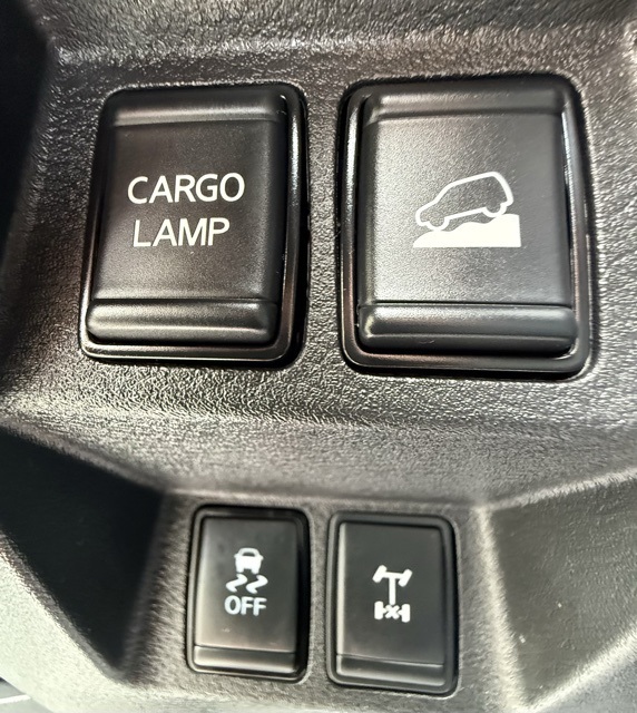 Vehicle image 29 of 44