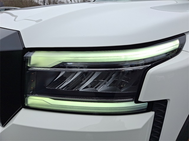 Vehicle image 27 of 30