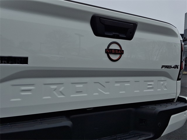 Vehicle image 21 of 30