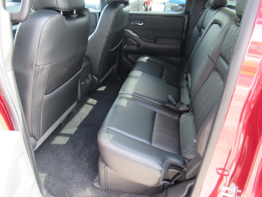 Vehicle image 12 of 35
