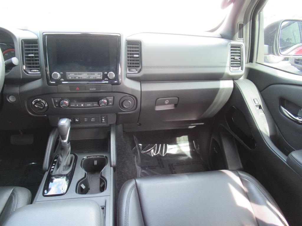 Vehicle image 19 of 35