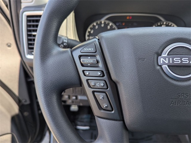 Vehicle image 17 of 26