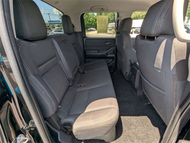 Vehicle image 12 of 26