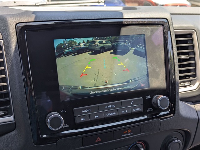 Vehicle image 21 of 26