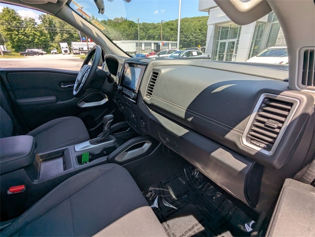 Vehicle image 25 of 26