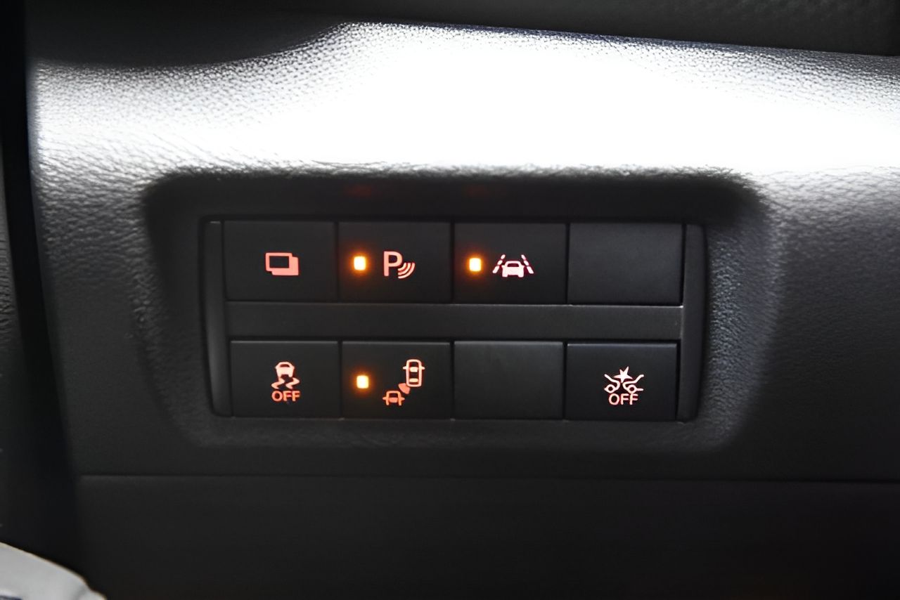 2022 Nissan Kicks S Image 33 of 35