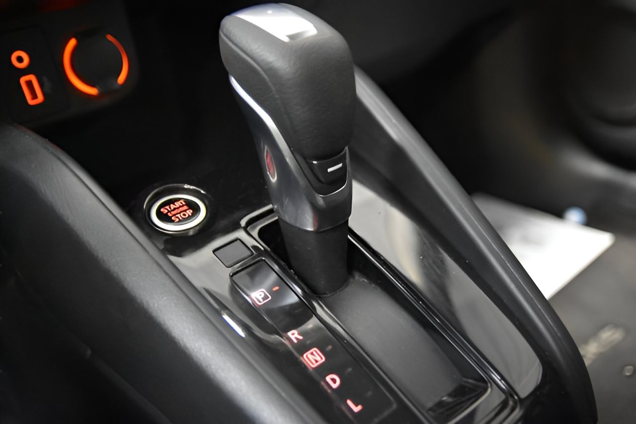 2022 Nissan Kicks S Image 21 of 35