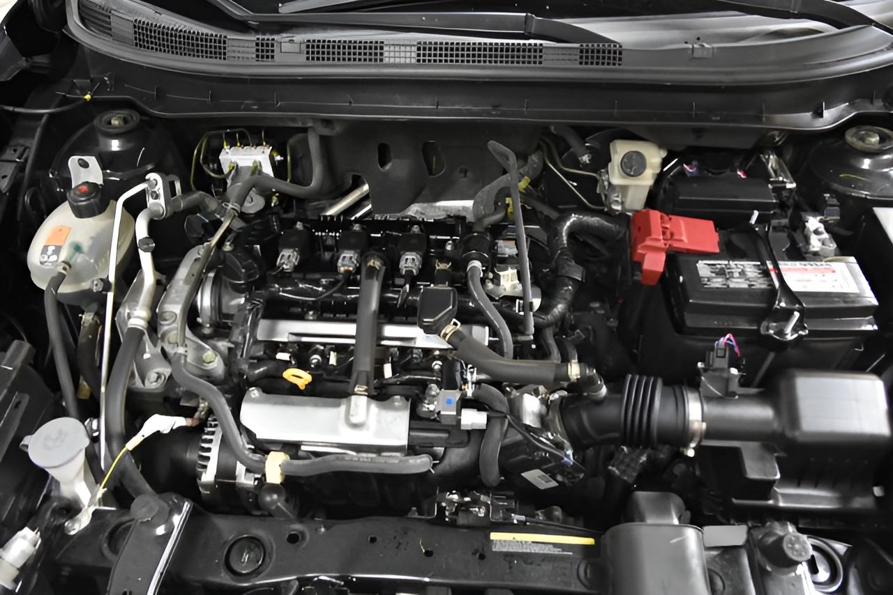 2022 Nissan Kicks S Image 10 of 35