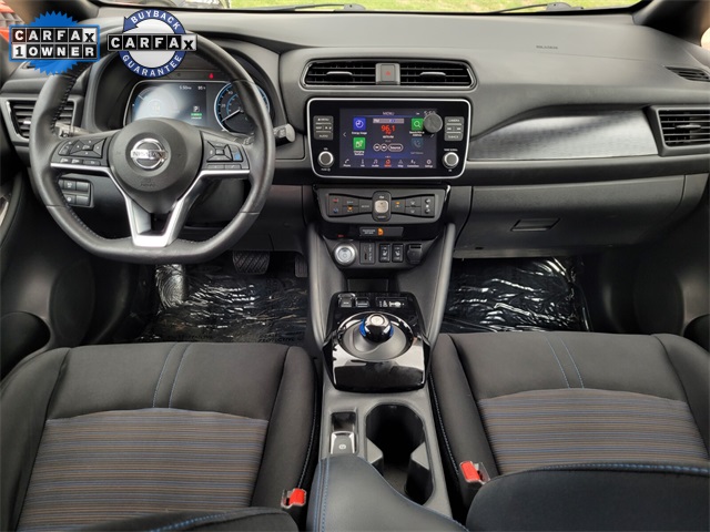 Vehicle image 18 of 43
