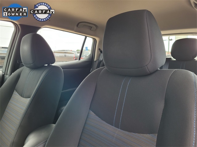 Vehicle image 14 of 43