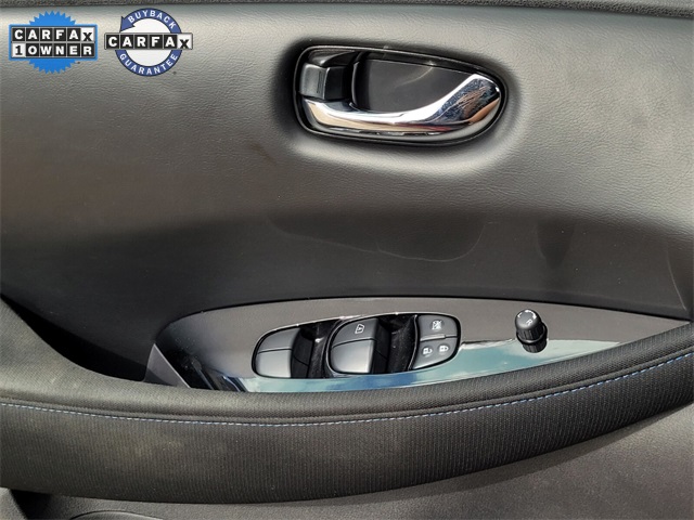 Vehicle image 26 of 43